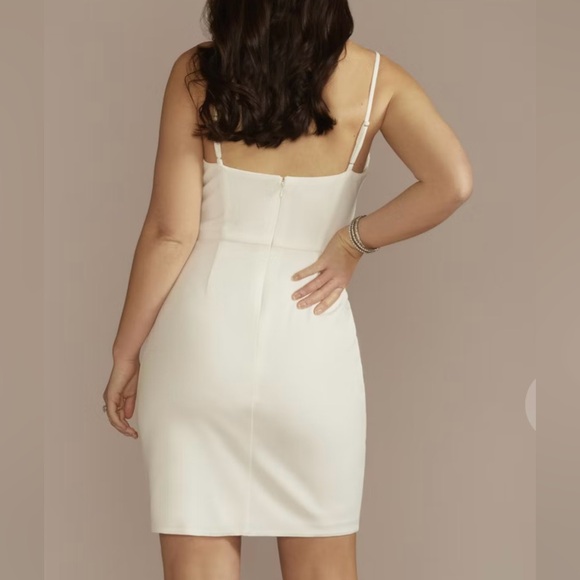 3D floral lace applique crepe mini dress in soft white, size 4 - Picture 2 of 8